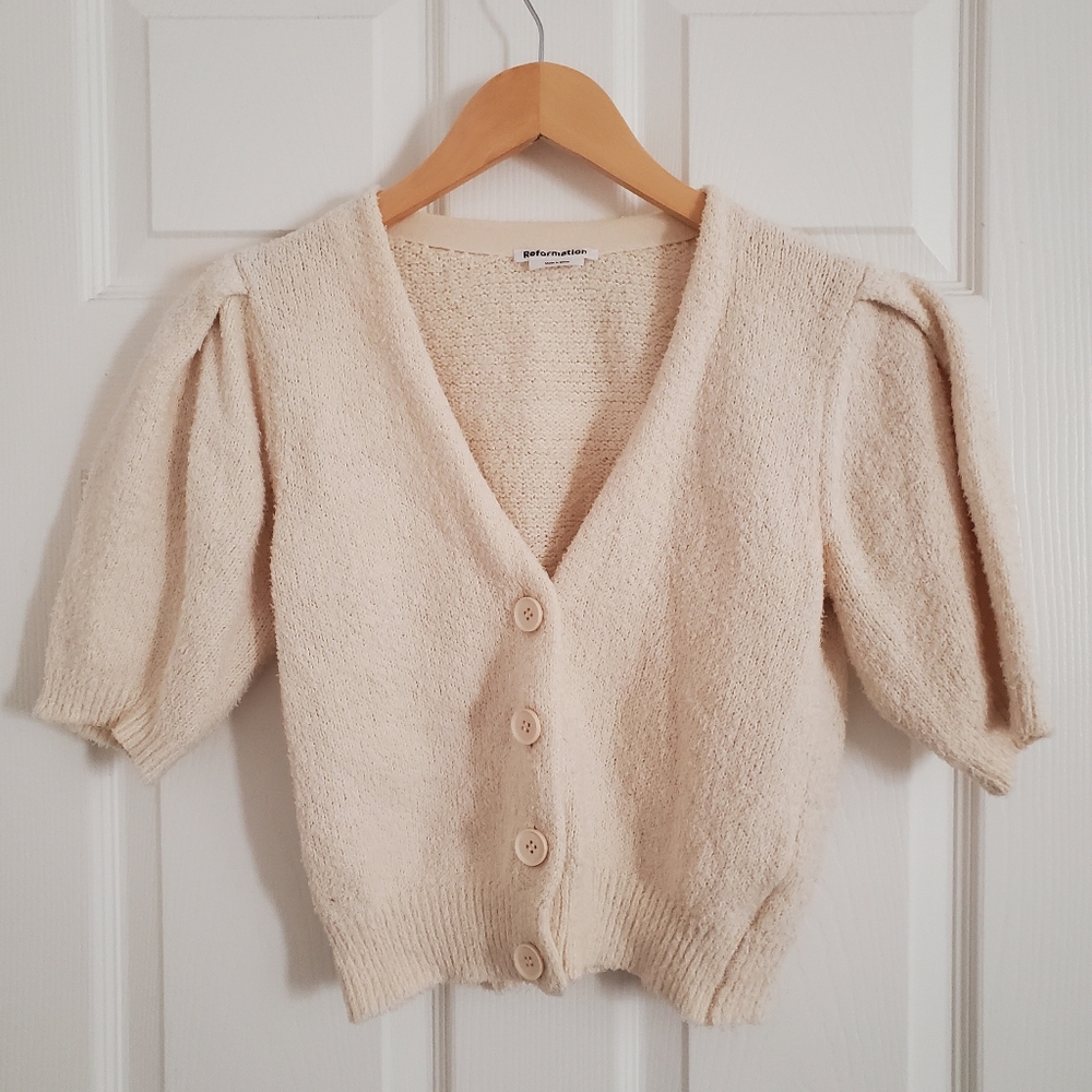 Cream Reformation sweater size Small